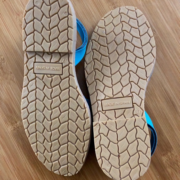 Plomo Spain Aqua Suede Sandals Flats Euro 37 US 7 - Picture 6 of 7